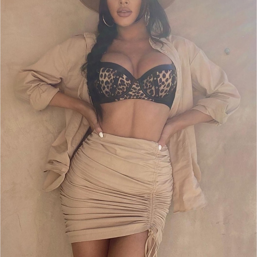 Take a look ruched skirt set